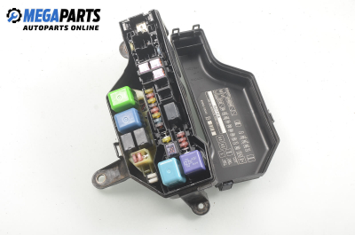 Fuse box for Lexus IS (XE10) 2.0, 155 hp, sedan, 1999