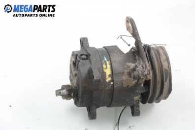 AC compressor for Seat Toledo (1L) 1.6, 75 hp, hatchback, 5 doors, 1994