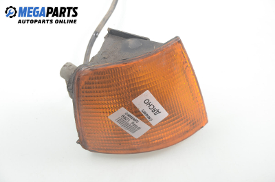 Blinklicht for Volkswagen Passat (B3) 1.8, 90 hp, sedan, 1988, position: rechts