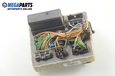 Fuse box for Ford Focus I 1.4 16V, 75 hp, station wagon, 1999