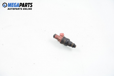 Gasoline fuel injector for Renault Twingo 1.2, 58 hp, 1999