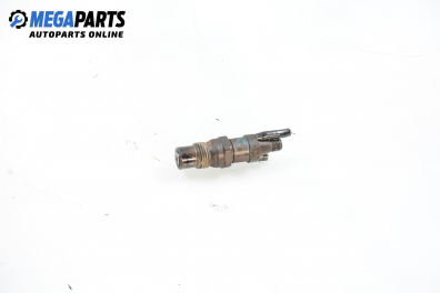 Diesel fuel injector for Lancia Delta 1.9 TD, 90 hp, 3 doors, 1995