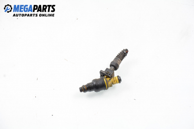 Gasoline fuel injector for Alfa Romeo 146 1.4 16V T.Spark, 103 hp, 5 doors, 1997