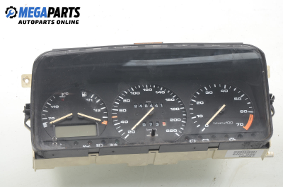 Instrument cluster for Volkswagen Passat (B3) 1.8, 90 hp, station wagon, 1988