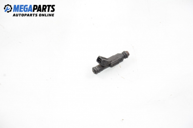 Gasoline fuel injector for Ford Mondeo Mk II 1.8, 115 hp, hatchback, 1999