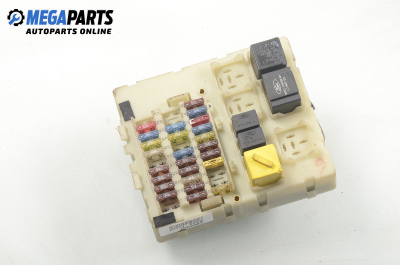 Fuse box for Ford Focus I 1.6 16V, 100 hp, hatchback, 5 doors, 2000