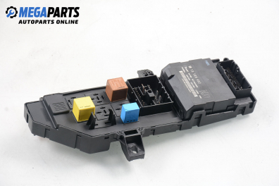 Fuse box for Opel Vectra C 1.9 CDTI, 120 hp, hatchback, 2005