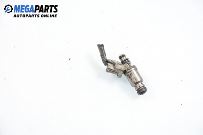 Gasoline fuel injector for Toyota Celica V (T180) 1.6, 105 hp, coupe, 1992