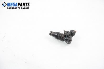 Gasoline fuel injector for Citroen Xsara 1.8 16V, 110 hp, hatchback, 5 doors, 1998