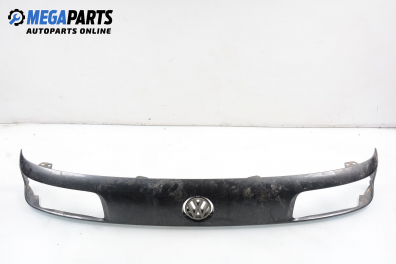 Headlights lower trim for Volkswagen Passat (B3) 1.8, 90 hp, station wagon, 1990