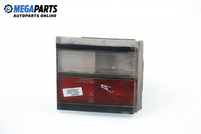 Inner tail light for Volkswagen Passat (B3) 1.8, 90 hp, station wagon, 1990, position: left