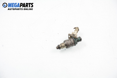 Gasoline fuel injector for Renault Kangoo 1.4, 75 hp, passenger, 1999