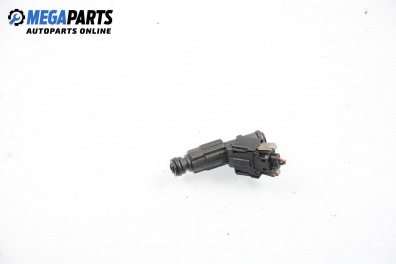 Gasoline fuel injector for Volkswagen Polo (6N/6N2) 1.4, 60 hp, hatchback, 5 doors, 2001