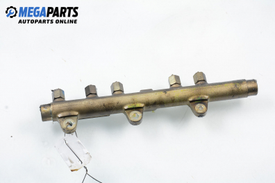 Fuel rail for Fiat Punto 1.9 JTD, 80 hp, 5 doors, 2000