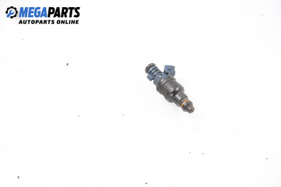 Gasoline fuel injector for Peugeot 406 1.8 16V, 110 hp, sedan, 1996