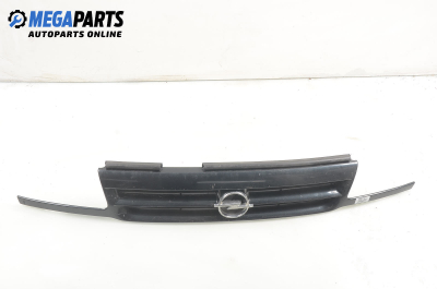 Grilă for Opel Astra F 1.7 TDS, 83 hp, sedan, 1993