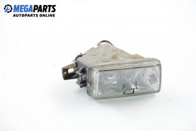 Fog light for Mitsubishi Space Wagon 2.4 GDI, 147 hp, 2002, position: right