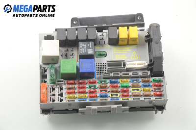 Fuse box for Opel Zafira A 2.2 16V DTI, 125 hp, 2005