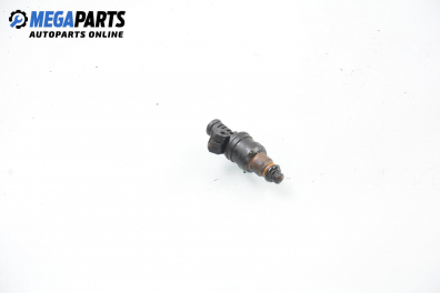 Gasoline fuel injector for Opel Vectra A 2.0, 116 hp, sedan, 1991