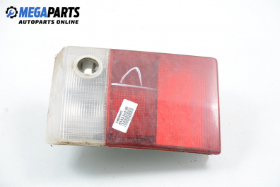 Inner tail light for Audi 80 (B3) 1.8, 90 hp, sedan, 1989, position: right