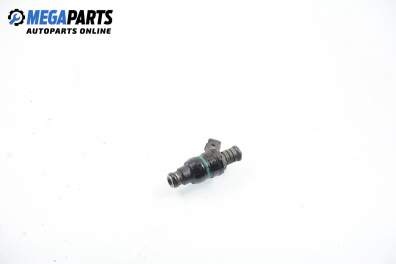 Gasoline fuel injector for BMW 3 (E36) 1.8, 113 hp, sedan, 1993