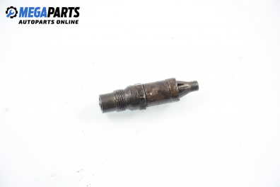 Diesel fuel injector for Volkswagen Golf III 1.9 TD, 75 hp, 5 doors, 1992