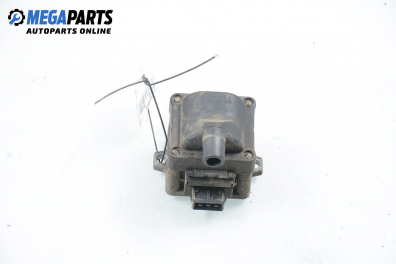 Bobină de aprindere for Volkswagen Polo (6N/6N2) 1.0, 45 hp, hatchback, 1995