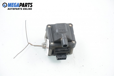 Bobină de aprindere for Volkswagen Passat (B3) 2.0, 115 hp, combi, 1993