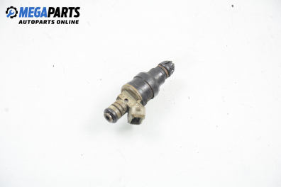 Gasoline fuel injector for BMW 3 (E36) 2.0, 150 hp, sedan, 1993