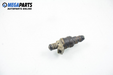 Gasoline fuel injector for BMW 3 (E36) 2.0, 150 hp, sedan, 1993