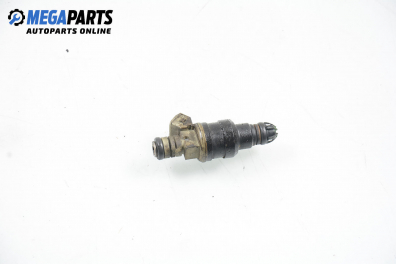 Gasoline fuel injector for BMW 3 (E36) 2.0, 150 hp, sedan, 1993