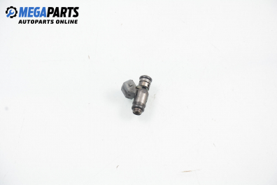 Gasoline fuel injector for Renault Espace III 2.0 16V, 140 hp, 1999