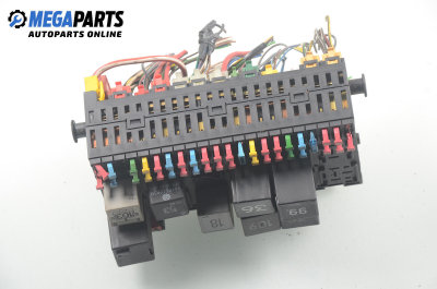 Fuse box for Volkswagen Golf III 1.9 TDI, 90 hp, station wagon, 1995