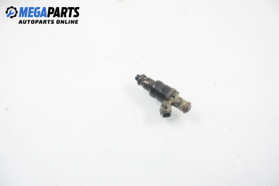 Gasoline fuel injector for Mercedes-Benz C-Class 202 (W/S) 1.8, 122 hp, sedan automatic, 1994