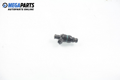 Gasoline fuel injector for BMW 3 (E36) 1.6, 100 hp, sedan, 1993