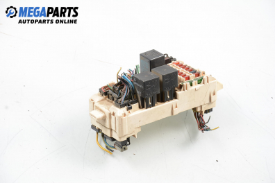 Fuse box for Mitsubishi Galant VIII 2.4 GDI, 150 hp, sedan automatic, 1999