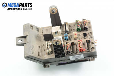 Fuse box for Renault Laguna I (B56; K56) 1.8, 90 hp, hatchback, 1995