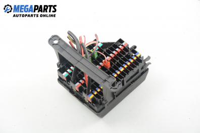 Fuse box for Mercedes-Benz C-Class 202 (W/S) 1.8, 122 hp, sedan, 1993