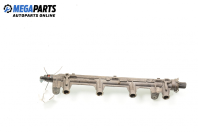 Fuel rail for Fiat Marea 1.8 16V, 113 hp, station wagon, 2001