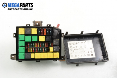 Fuse box for Land Rover Range Rover II 4.6 4x4, 218 hp automatic, 2001