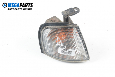 Blinker for Nissan Primera (P10) 1.6, 90 hp, sedan, 1994, position: right