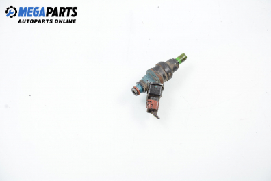 Gasoline fuel injector for Mitsubishi Colt IV 1.3 12V GLI, 75 hp, hatchback, 3 doors, 1993