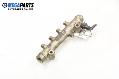 Fuel rail for Peugeot 206 1.4 HDi, 68 hp, hatchback, 3 doors, 2004