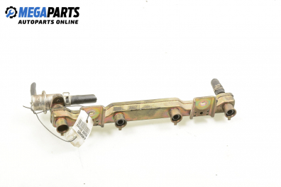 Fuel rail for Nissan Almera (N16) 1.5, 90 hp, hatchback, 5 doors, 2001