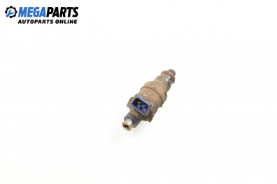 Gasoline fuel injector for Renault Megane I 1.6, 90 hp, sedan, 1997