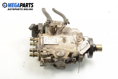 Diesel-einspritzpumpe for Nissan Almera Tino 2.2 dCi, 115 hp, minivan, 2001