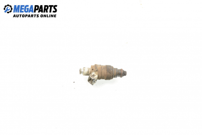 Gasoline fuel injector for Audi 80 (B4) 1.6, 101 hp, station wagon, 1994