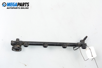 Fuel rail for Renault Laguna II (X74) 1.6 16V, 107 hp, hatchback, 2001