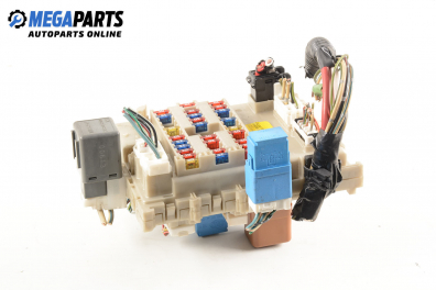 Fuse box for Nissan Almera (N16) 2.2 Di, 110 hp, hatchback, 5 doors, 2000