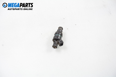 Gasoline fuel injector for BMW 3 (E36) 1.6, 102 hp, hatchback, 3 doors, 1996